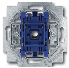 Busch Jaeger 2CKA001012A1168 - schakelaar kruis 2000/7us sokkel