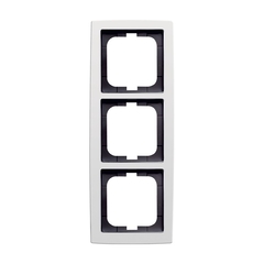 Busch Jaeger 2CKA001754A4111 - afdekraam 3-voudig s-studiowit 1723-84